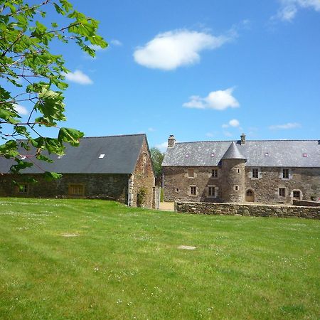 Gite Du Manoir Du Cosquer Pommerit-Jaudy Exterior photo